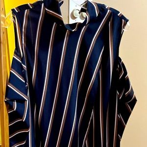 Cold shoulders tunic. Excellent condition